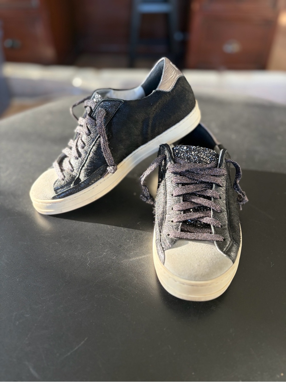 P448 John Cow Glitter Sneakers Size 38